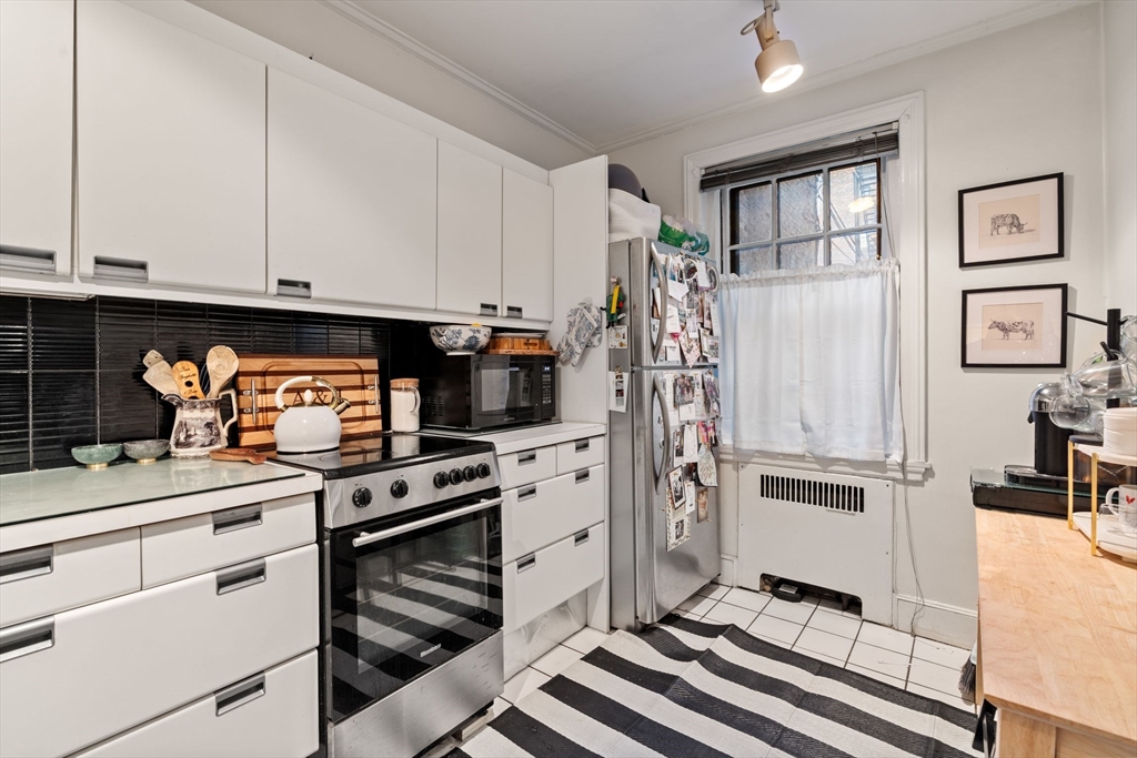 255 Beacon Street, Unit 21 Boston, MA 02116 - Photo 10 of 22