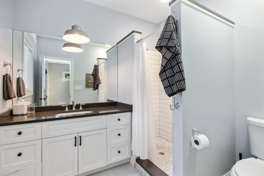 16032 Lakeshore Road, Unit A Union Pier, MI 49129 - Photo 22 of 45 Primary Bath