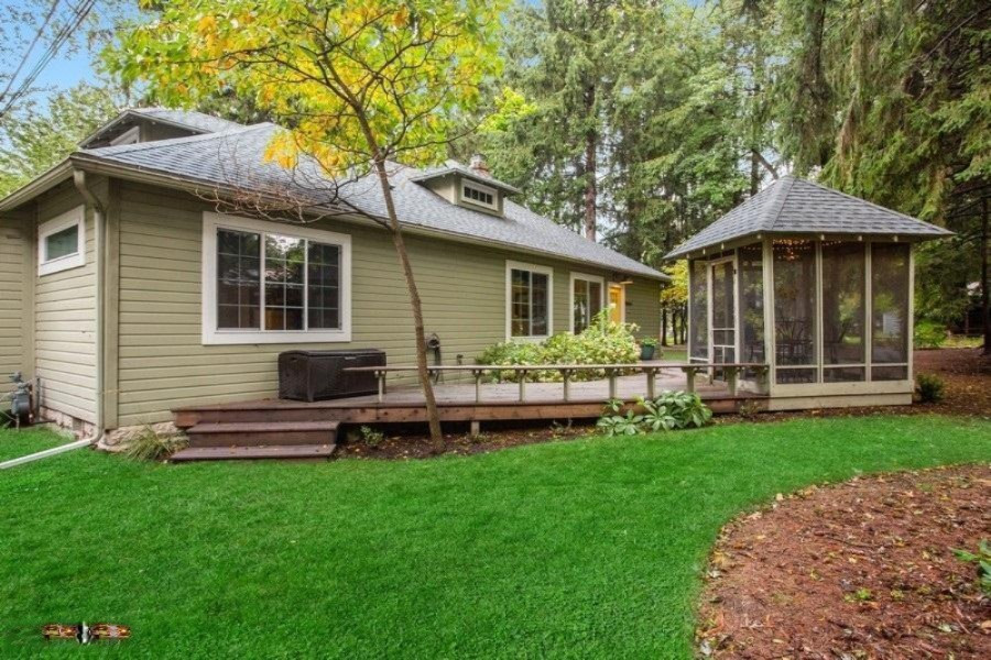 16032 Lakeshore Road, Unit A Union Pier, MI 49129 - Photo 41 of 45 Side View