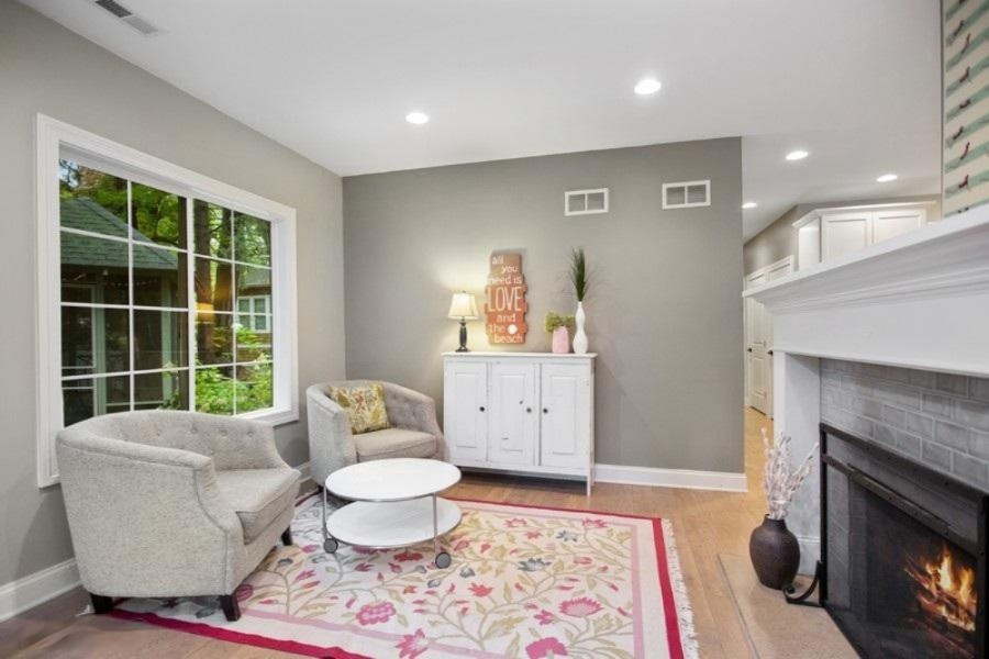 16032 Lakeshore Road, Unit A Union Pier, MI 49129 - Photo 5 of 45 Living Areas