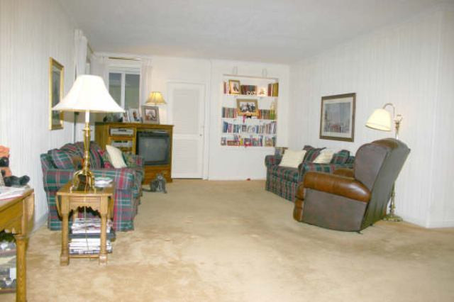 3403 Clinton Way Jackson, MI 49201 - Photo 3 of 9 Photo 3