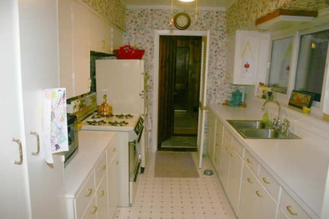 3403 Clinton Way Jackson, MI 49201 - Photo 4 of 9 Photo 4