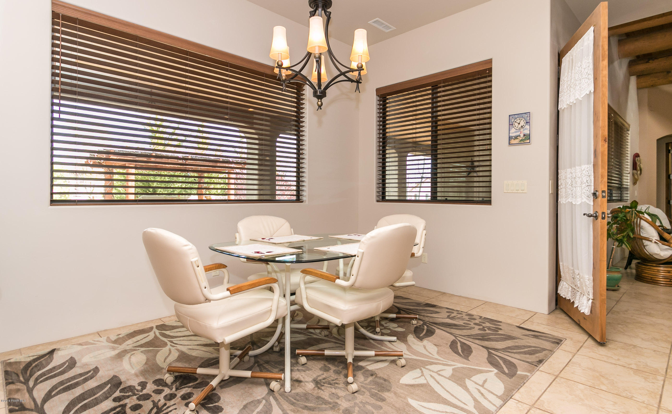 5600 West Almosta Ranch Road Prescott, AZ 86305 - Photo 9 of 26 011_Dining Area