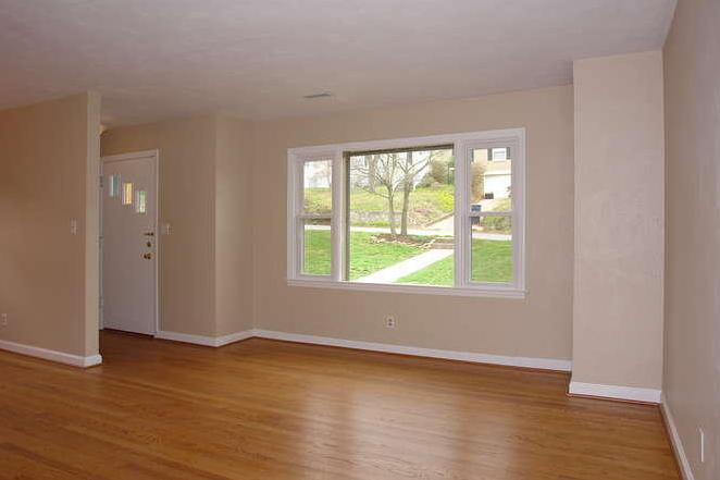 2605 Spring Road Southwest Roanoke, VA 24015 - Photo 6 of 33 3