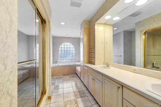 $674,999 | 14 Lincoln Terrace, Middletown, NY 10940