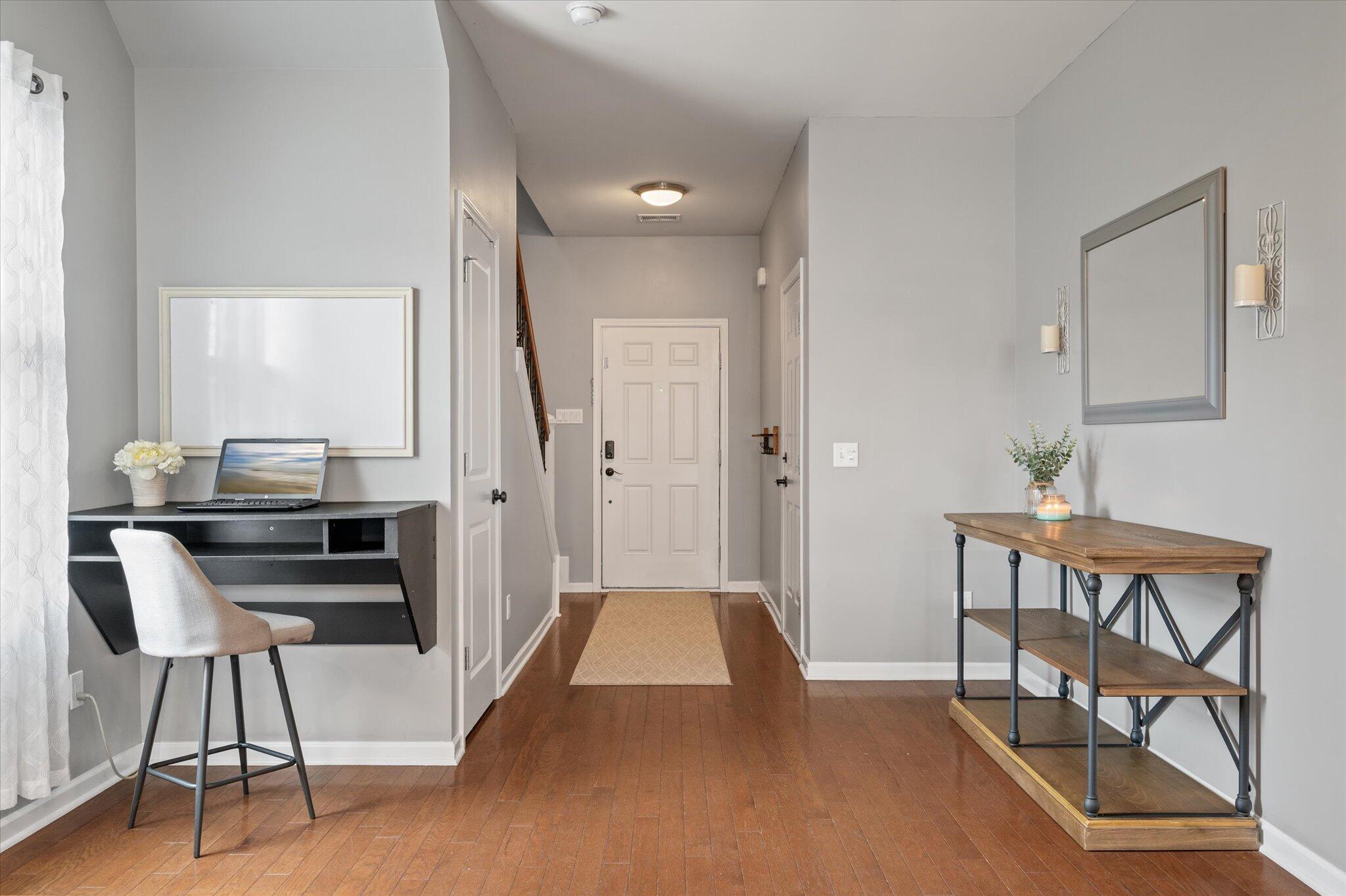362 Iveson Road Summerville, SC 29486 - Photo 21 of 97 Spacious Entryway