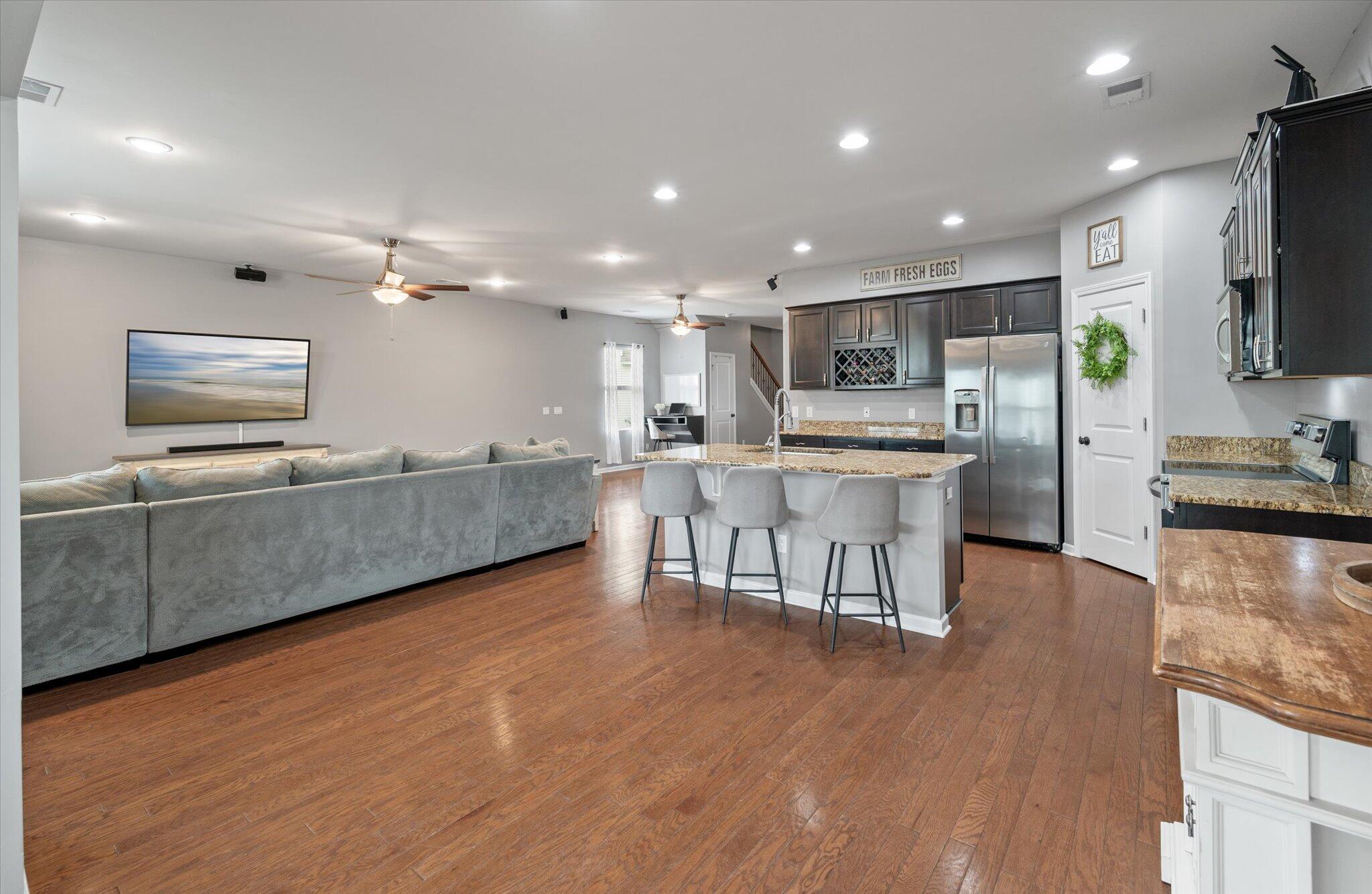 362 Iveson Road Summerville, SC 29486 - Photo 25 of 97 Plenty of room for a table here!