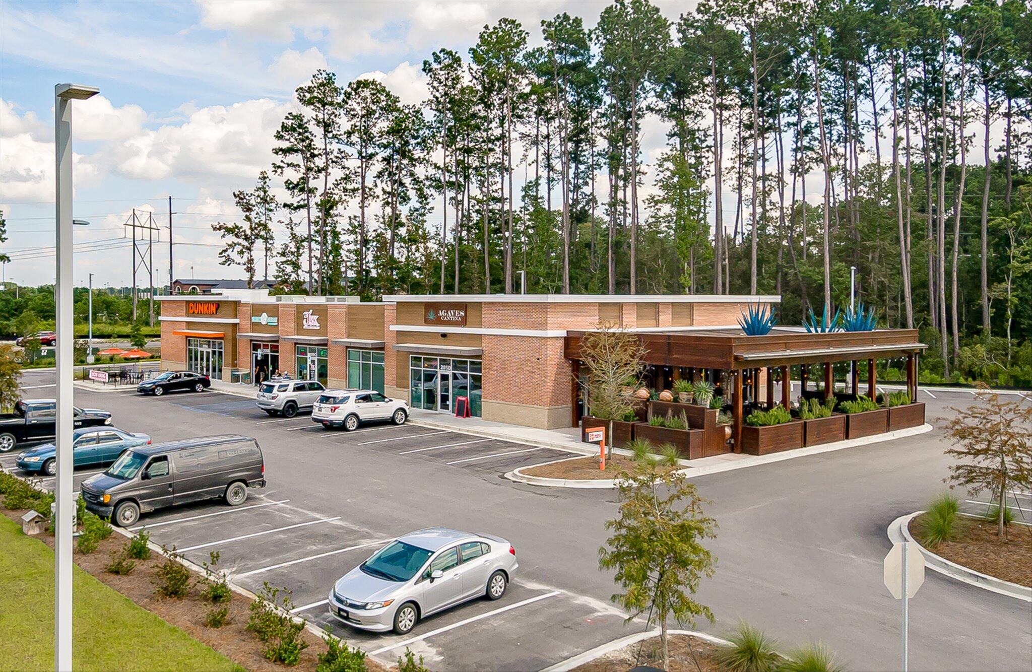 362 Iveson Road Summerville, SC 29486 - Photo 86 of 97 28 - Dunkin, Scoop 50Fifty, JSK Salon, &