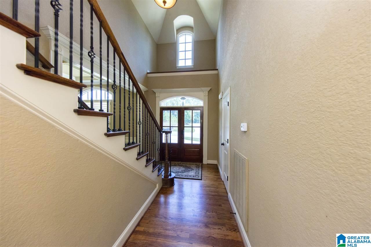 121 Lauchlin Way Pelham, AL 35124 - Photo 3 of 47