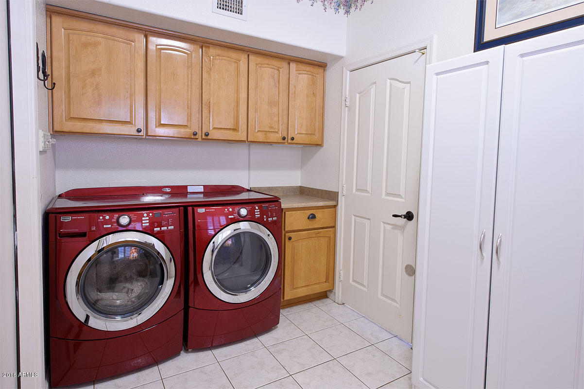 14919 Piccadilly Road Goodyear, AZ 85395 - Photo 15 of 26 Laundry%20Room