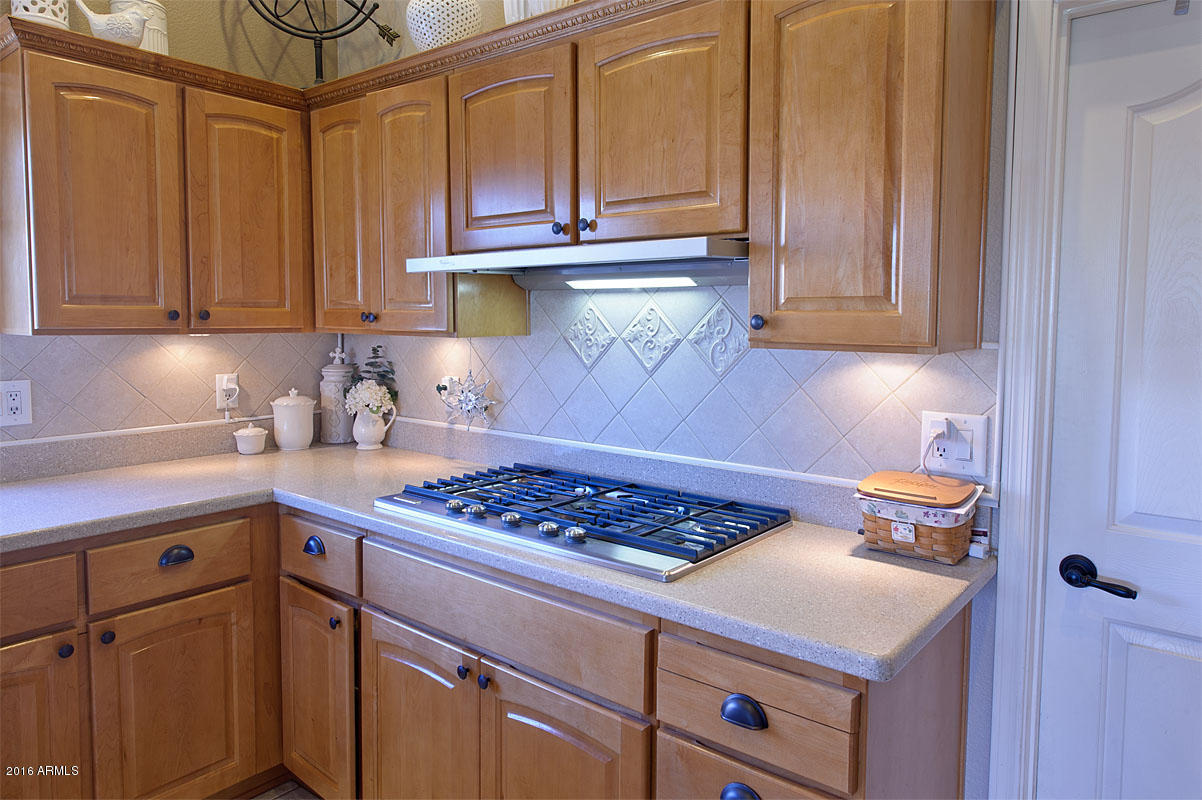 14919 Piccadilly Road Goodyear, AZ 85395 - Photo 17 of 26 Stovetop