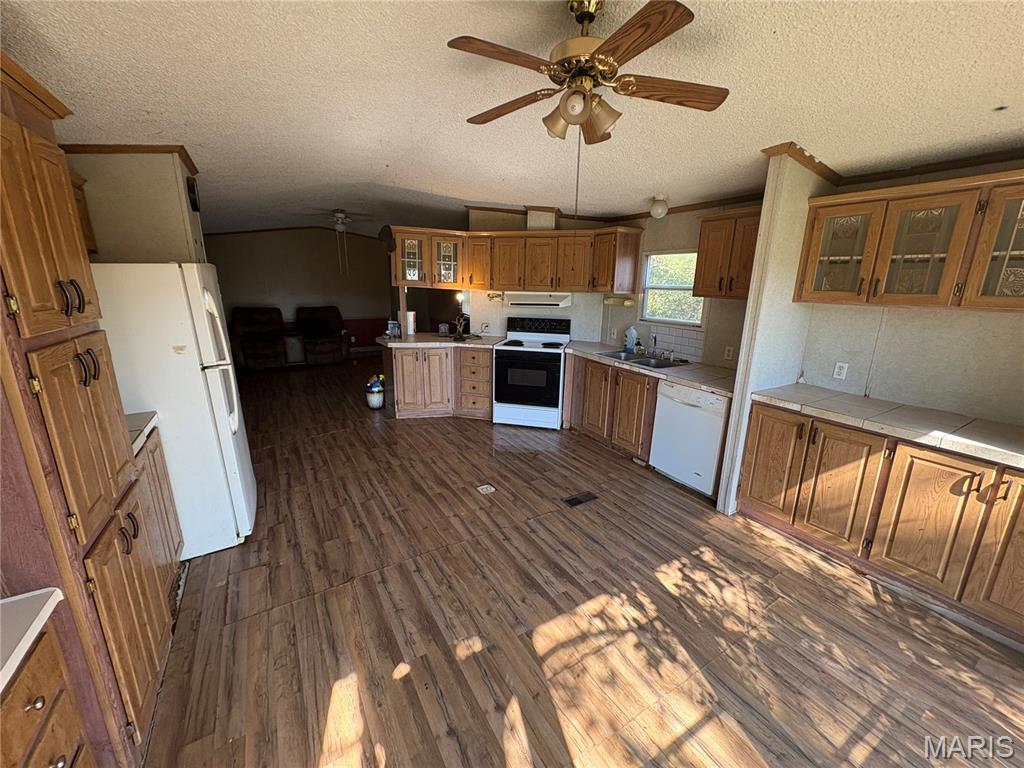 3762 Wolfe Drive Mountain Grove, MO 65711 - Photo 16 of 18