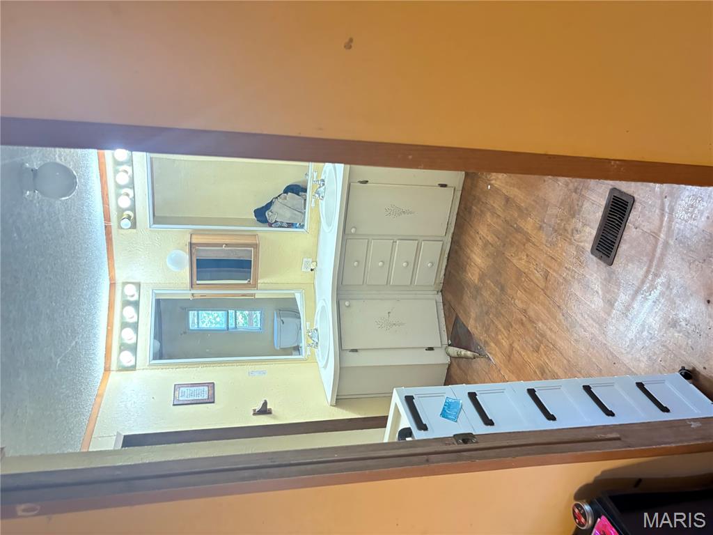 3762 Wolfe Drive Mountain Grove, MO 65711 - Photo 8 of 18