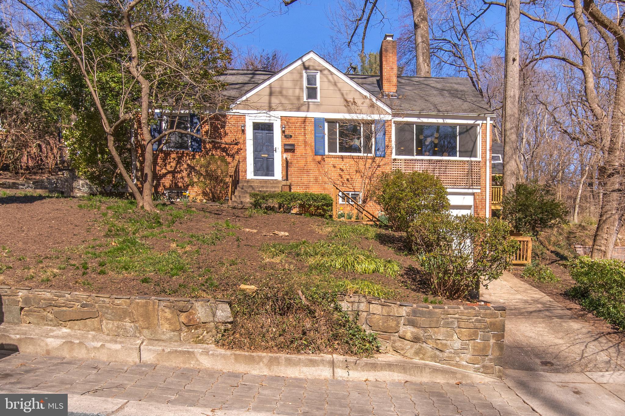 102 Park Valley Road Silver Spring, MD 20910 - Photo 2 of 46 Treetop Oasis a block from the Park