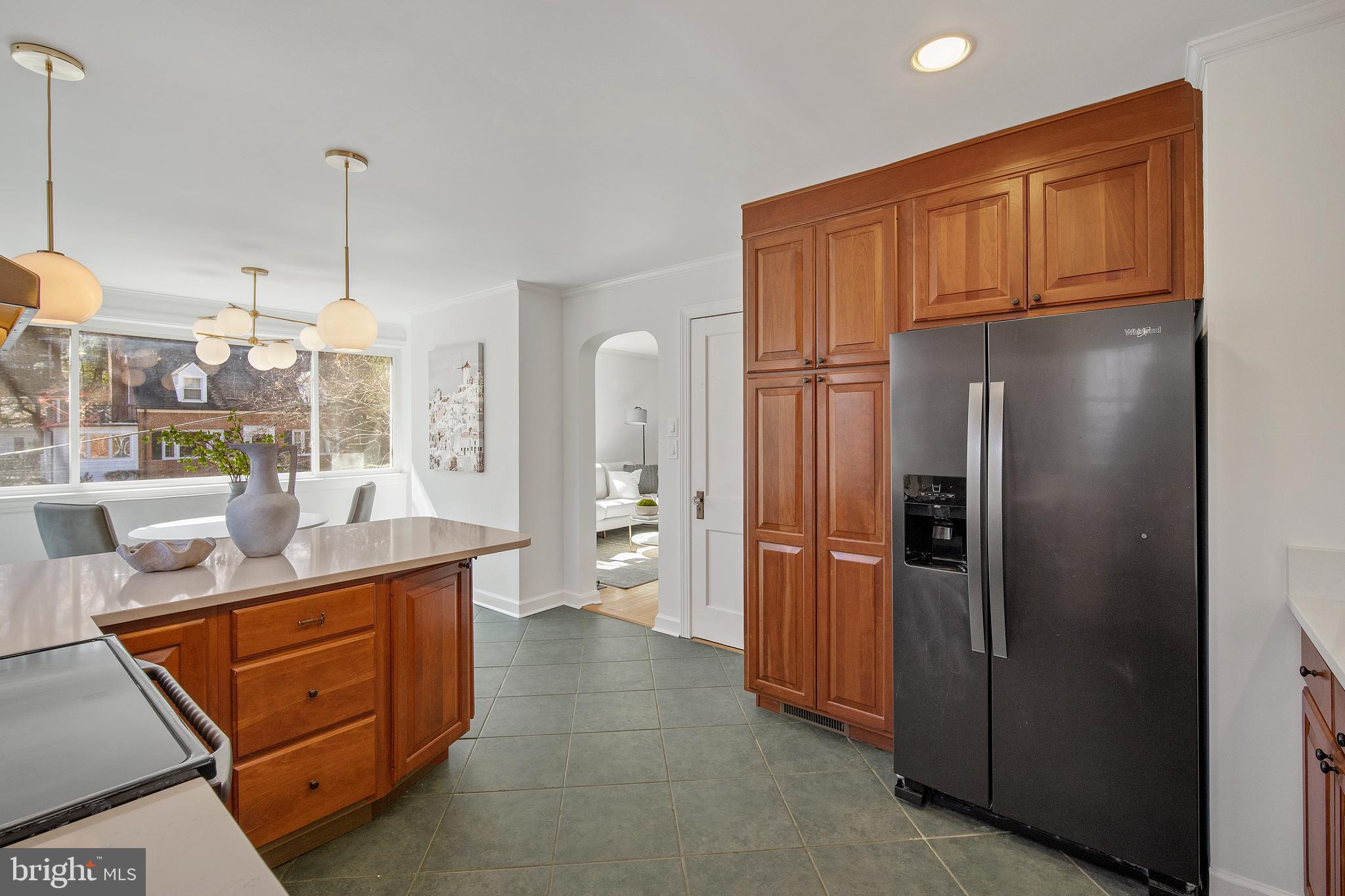 102 Park Valley Road Silver Spring, MD 20910 - Photo 9 of 46 Kitchen