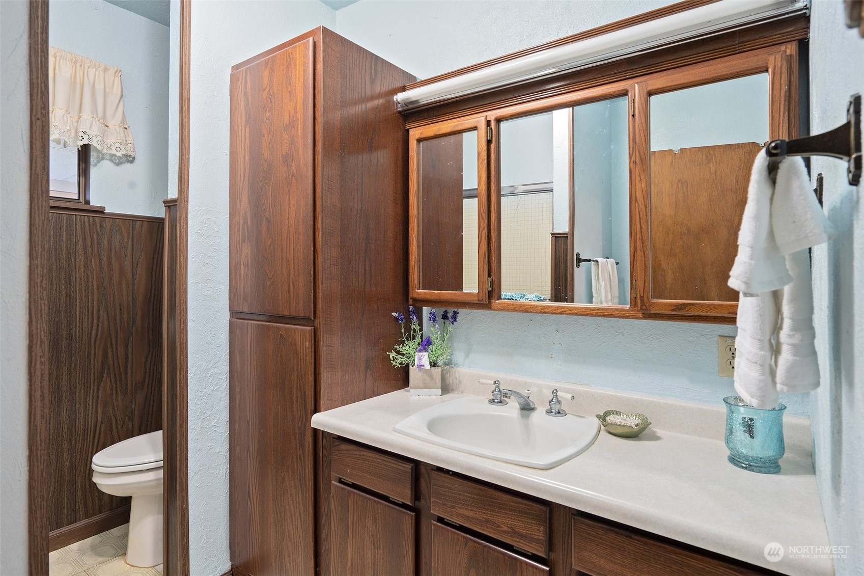 2126 Warner Street Bremerton, WA 98310 - Photo 14 of 37 Gallery Image 14