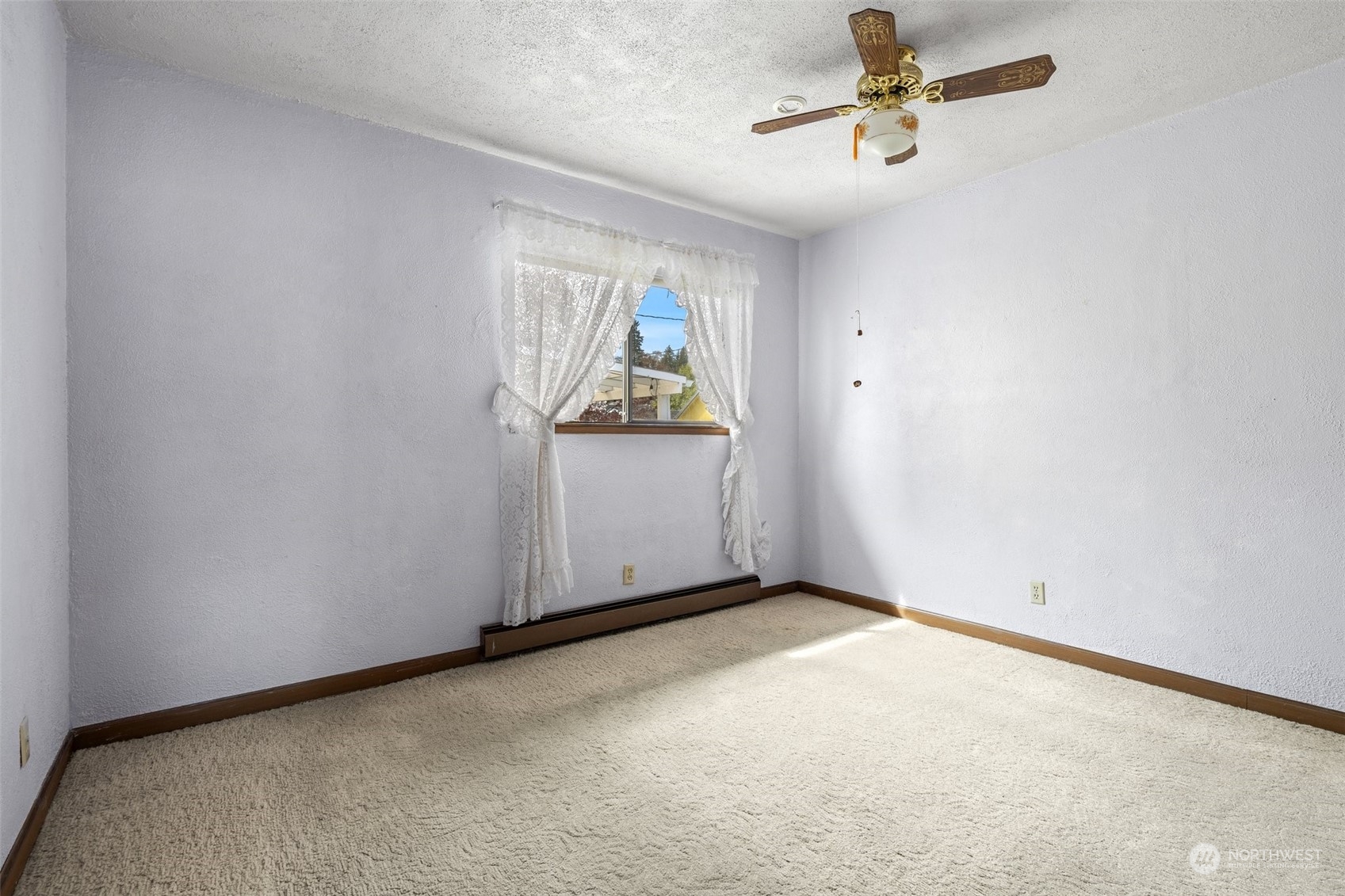 2126 Warner Street Bremerton, WA 98310 - Photo 17 of 37 Gallery Image 17