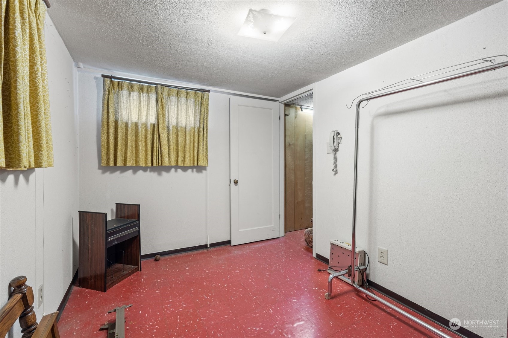 2126 Warner Street Bremerton, WA 98310 - Photo 25 of 37 Gallery Image 25