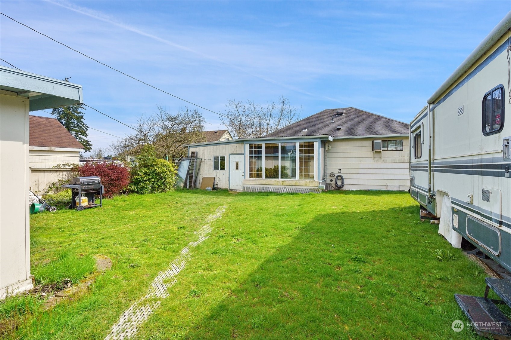 2126 Warner Street Bremerton, WA 98310 - Photo 30 of 37 Gallery Image 30