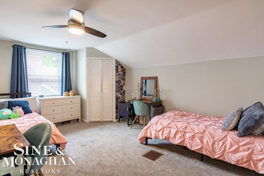 1458 Hampton Road Grosse Pointe, MI 48236 - Photo 18 of 28