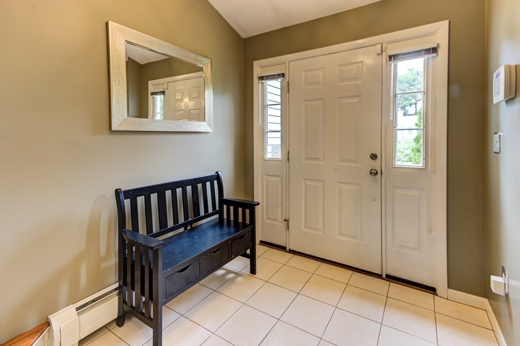 53 Santoro Road Worcester, MA 01606 - Photo 10 of 36 Gallery Image 10