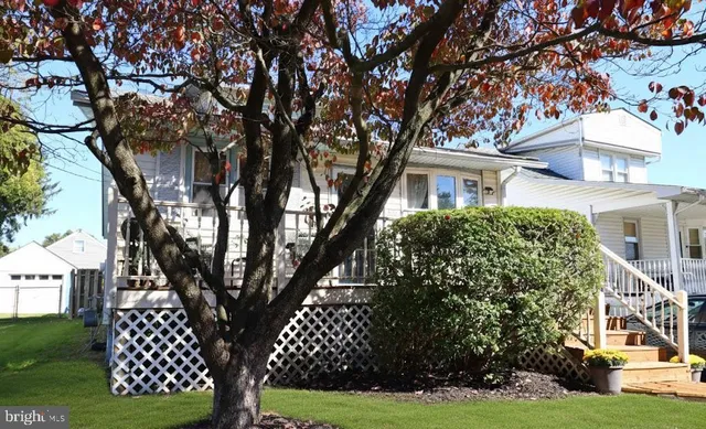 $330,000 | 850 Orchard Avenue, Runnemede, NJ 08078