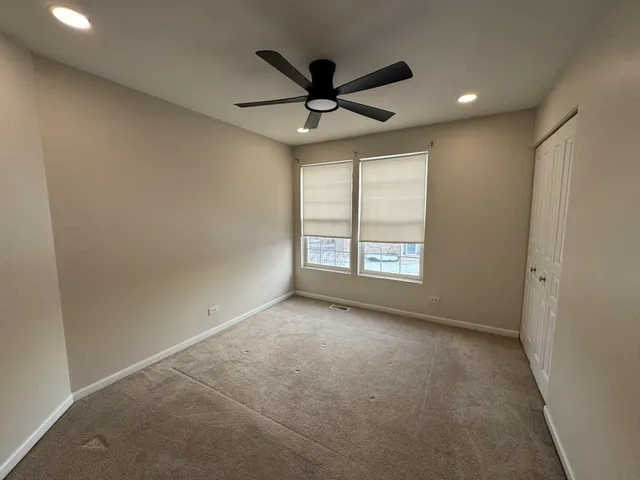 $2,800 | 3029 Peachtree Circle, Aurora, IL 60502