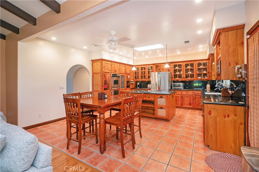 2083 Grace Street Riverside, CA 92504 - Photo 15 of 70