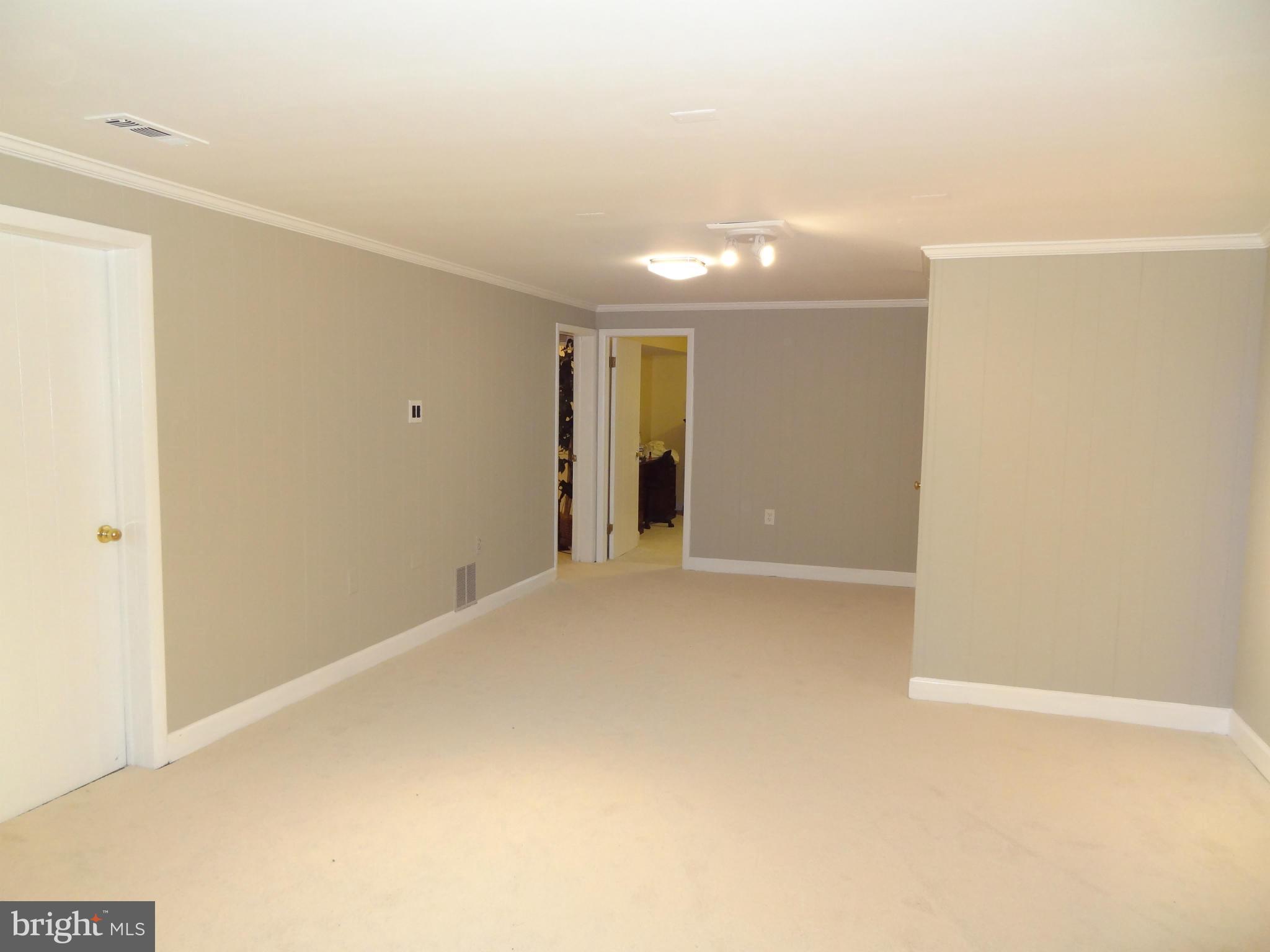402 Moorefield Road Southwest Vienna, VA 22180 - Photo 20 of 25 Recreation Room