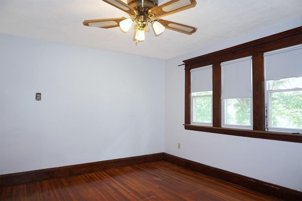 77 Manchester Terrace Springfield, MA 01108 - Photo 16 of 22