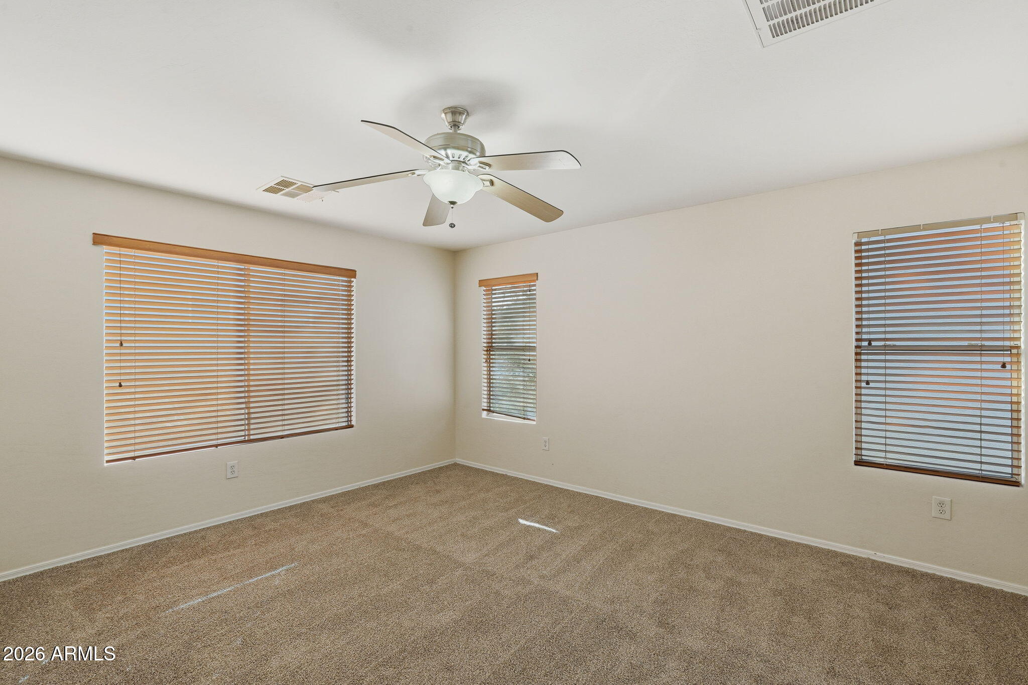 1385 South Hawk Lane Gilbert, AZ 85296 - Photo 14 of 35 016_ListerPros