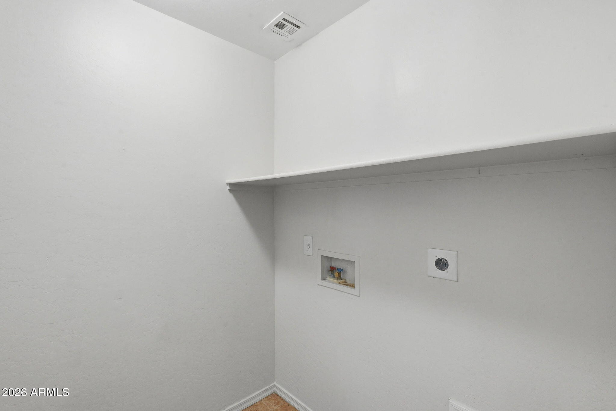 1385 South Hawk Lane Gilbert, AZ 85296 - Photo 29 of 35 031_ListerPros