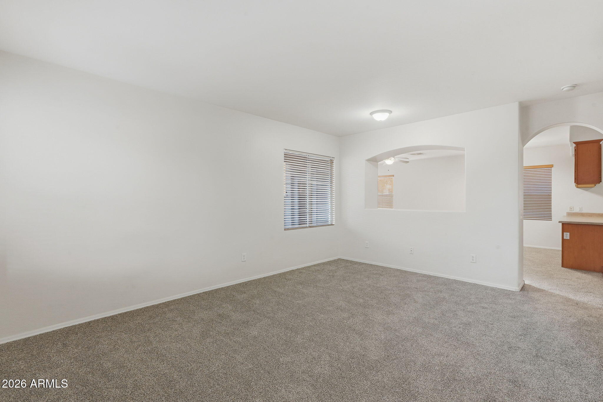 1385 South Hawk Lane Gilbert, AZ 85296 - Photo 4 of 35 006_ListerPros