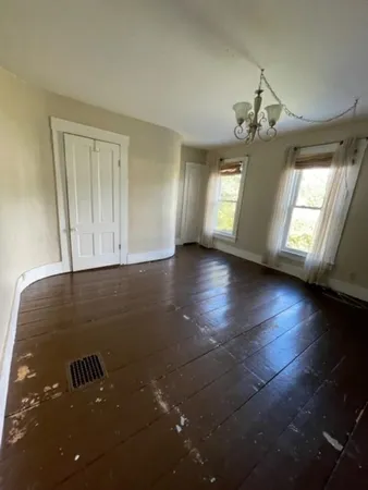 $167,900 | 1957 Memorial Drive, St. Johnsbury, VT 05819