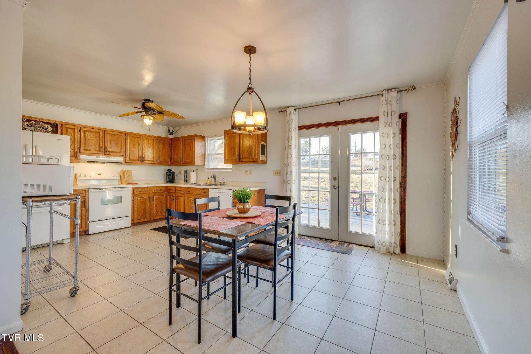 166 Franklin Heights Road Jonesborough, TN 37659 - Photo 10 of 35 10F