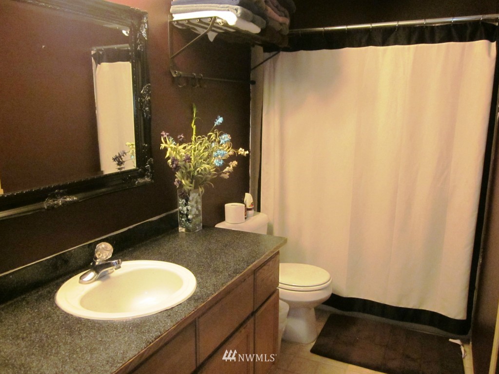 11301 Jordan Road Arlington, WA 98223 - Photo 5 of 17 Gallery Image 5