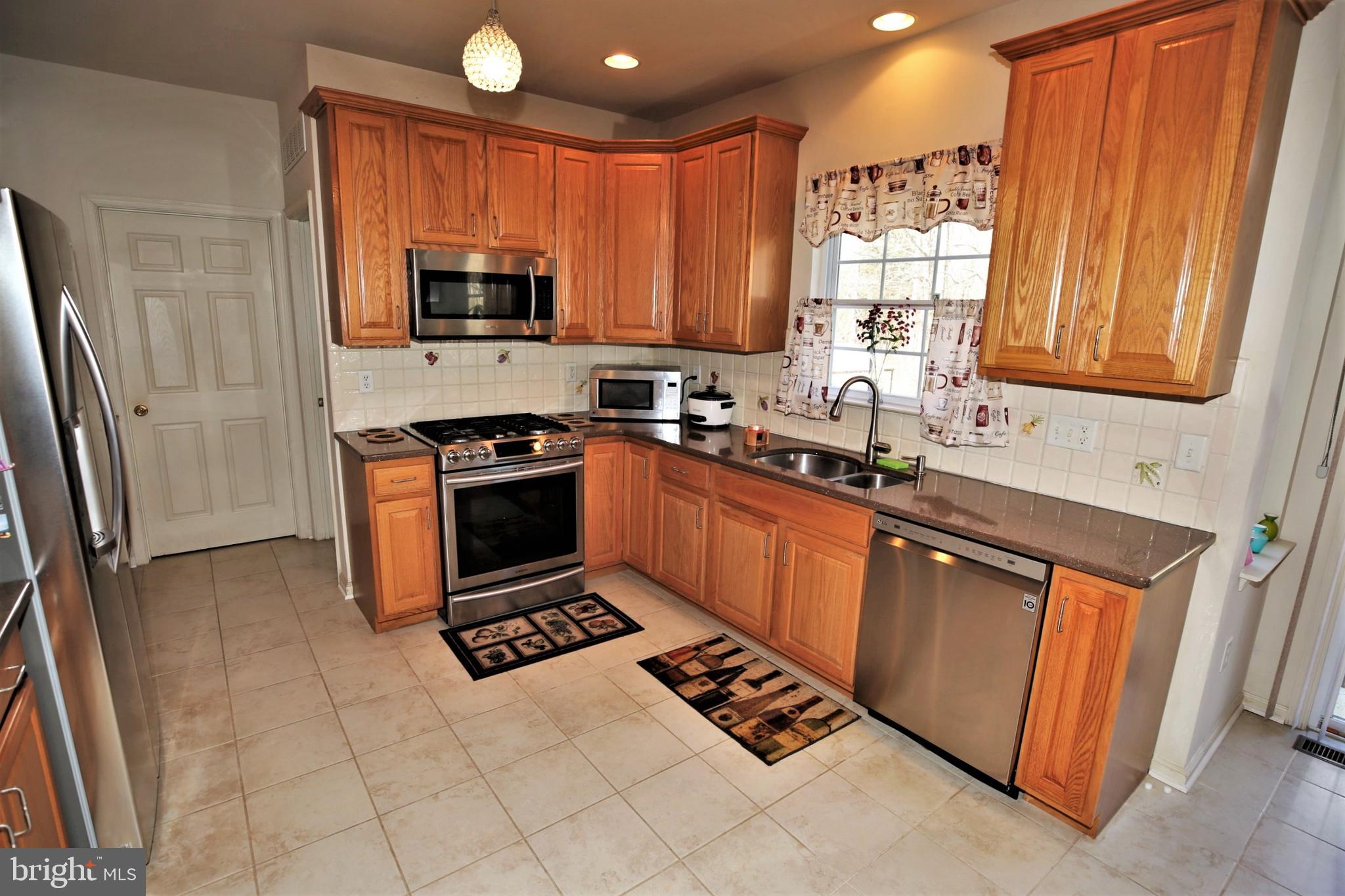 32 Chesapeake Road Monmouth Junction, NJ 08852 - Photo 15 of 48 Gallery Image 15