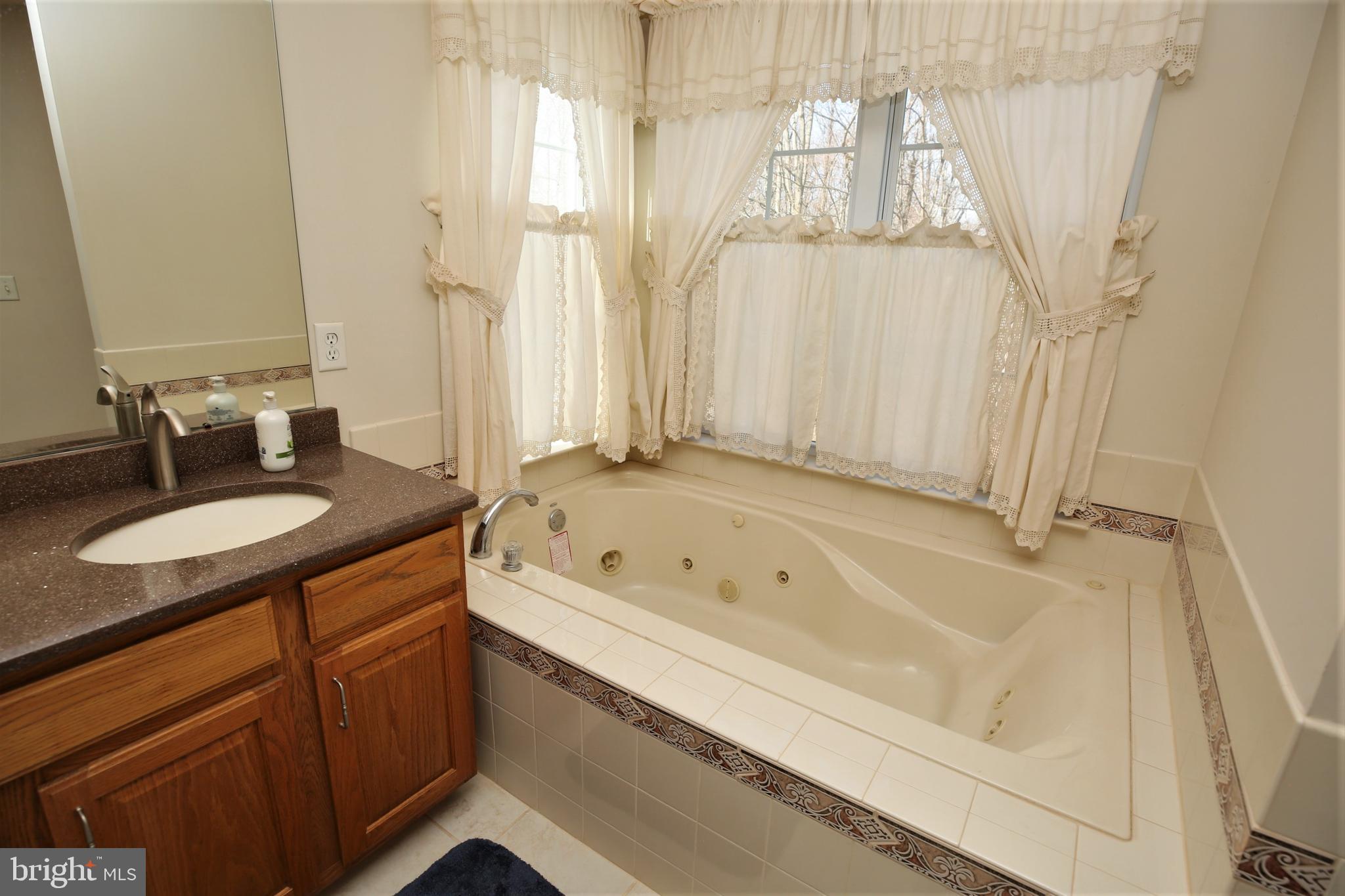 32 Chesapeake Road Monmouth Junction, NJ 08852 - Photo 33 of 48 Gallery Image 33
