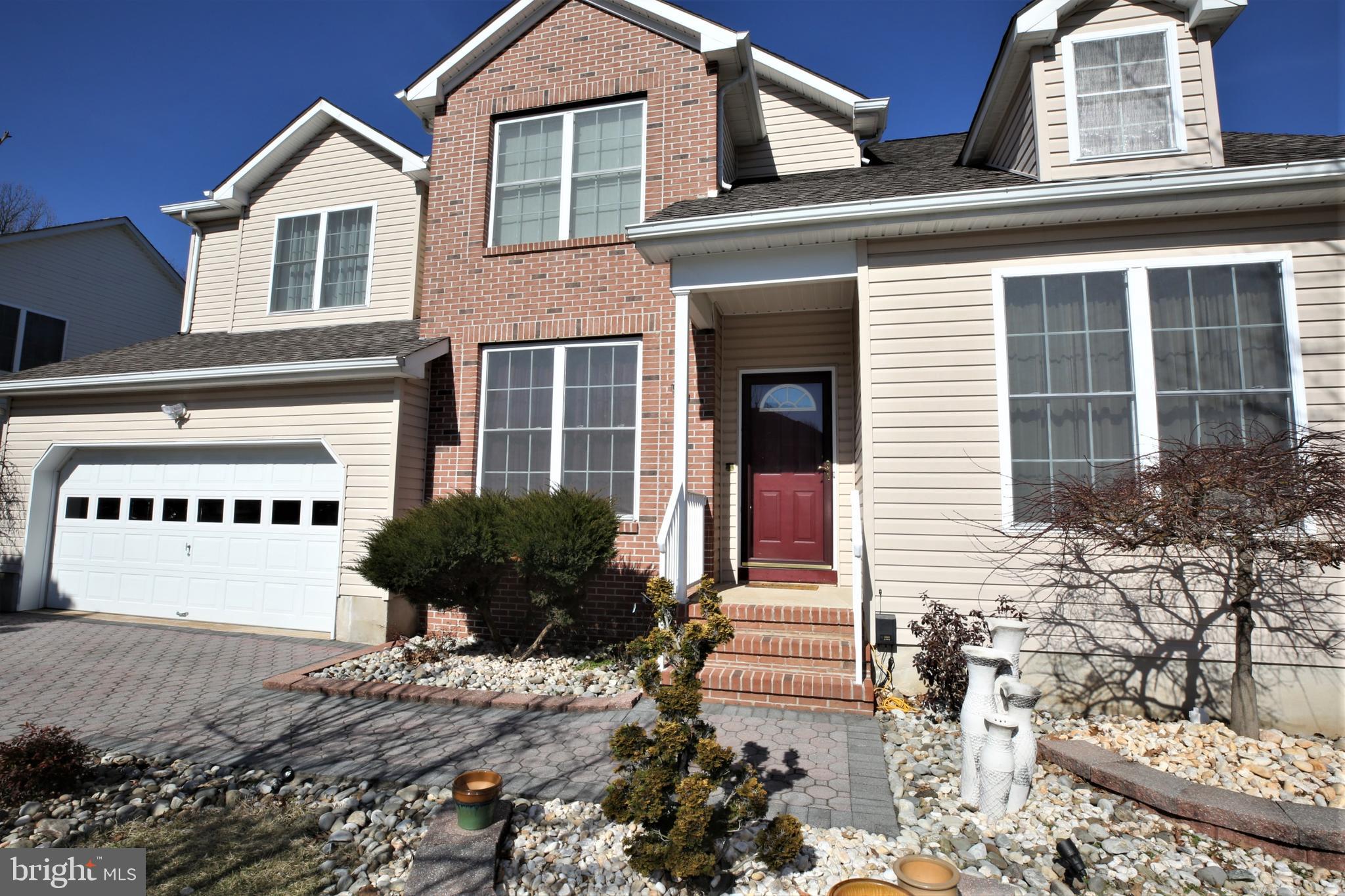 32 Chesapeake Road Monmouth Junction, NJ 08852 - Photo 4 of 48 Gallery Image 4