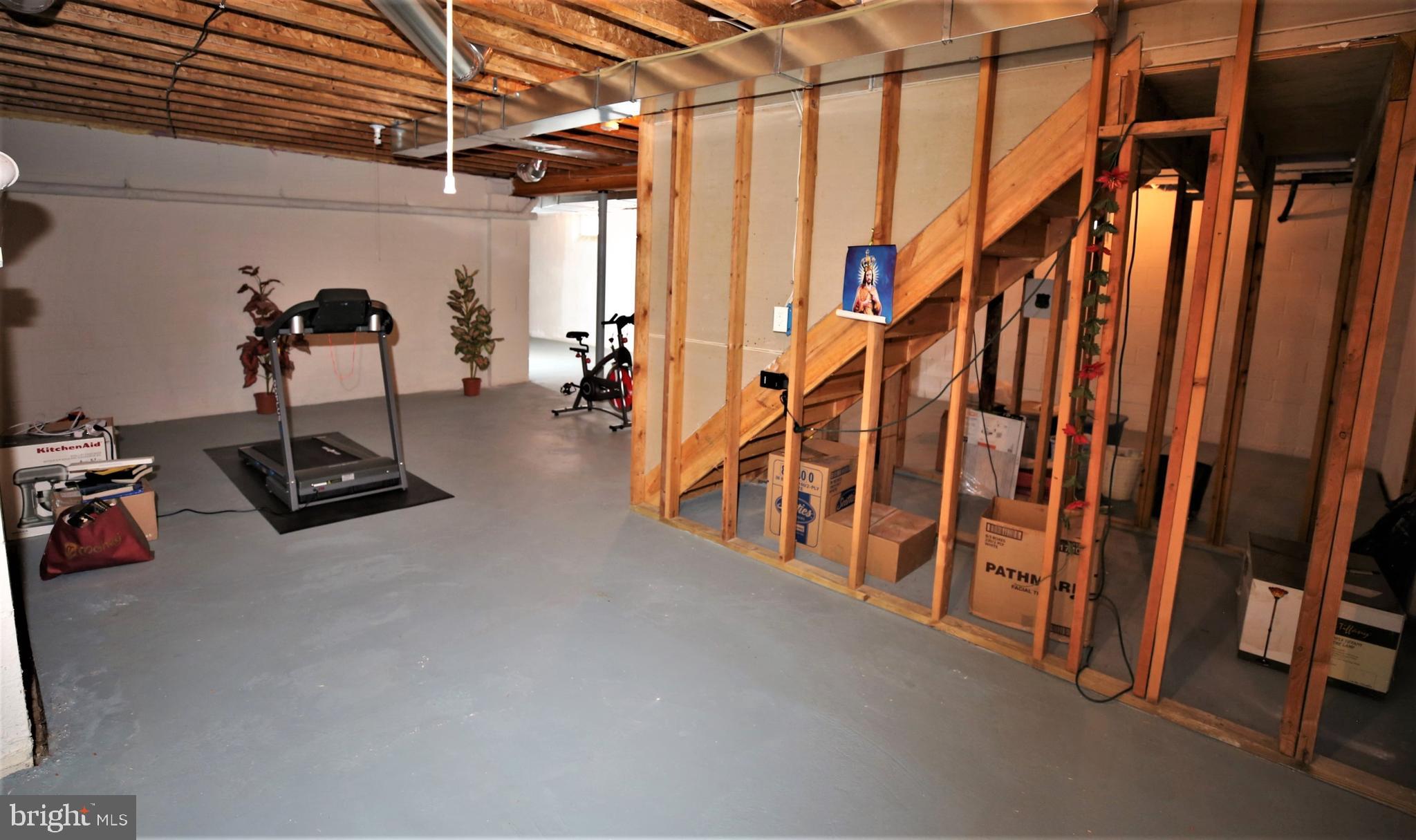 32 Chesapeake Road Monmouth Junction, NJ 08852 - Photo 42 of 48 Gallery Image 42