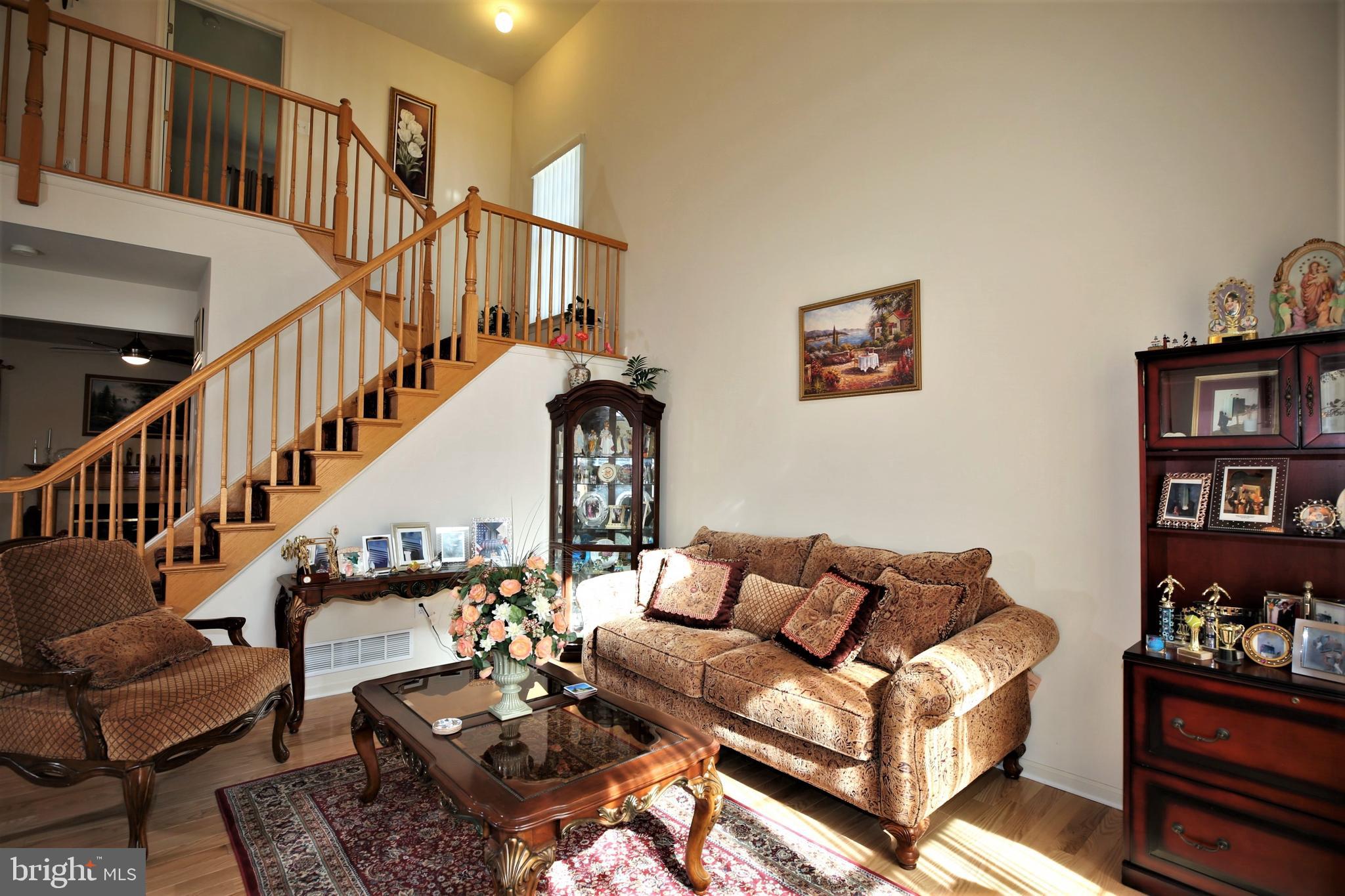 32 Chesapeake Road Monmouth Junction, NJ 08852 - Photo 6 of 48 Gallery Image 6