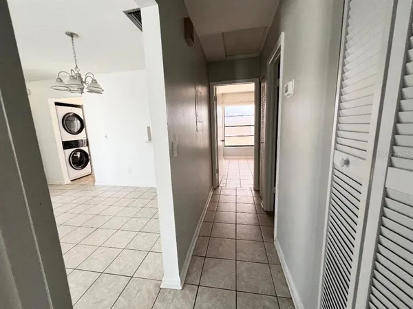 $1,950 | 5008 Parkhill Place, Tampa, FL 33624