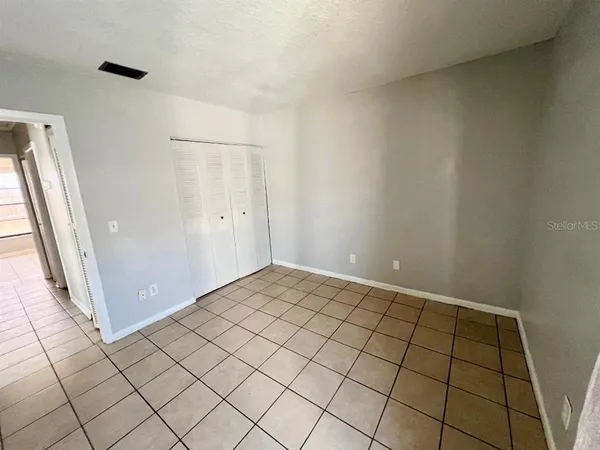 $1,950 | 5008 Parkhill Place, Tampa, FL 33624