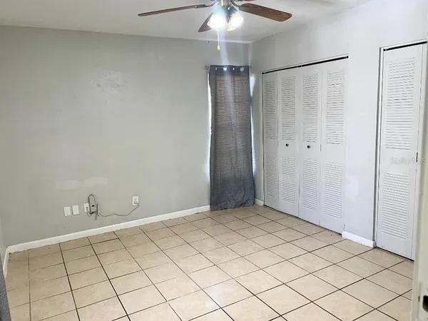 $1,950 | 5008 Parkhill Place, Tampa, FL 33624