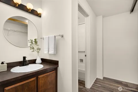 $1,474,998 | 6225 Lake Washington Boulevard Northeast, Unit 209, Kirkland, WA 98033