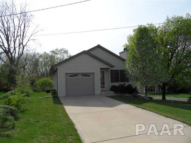 510 Springfield Road East Peoria, IL 61611 - Photo 13 of 13 Gallery Image 13