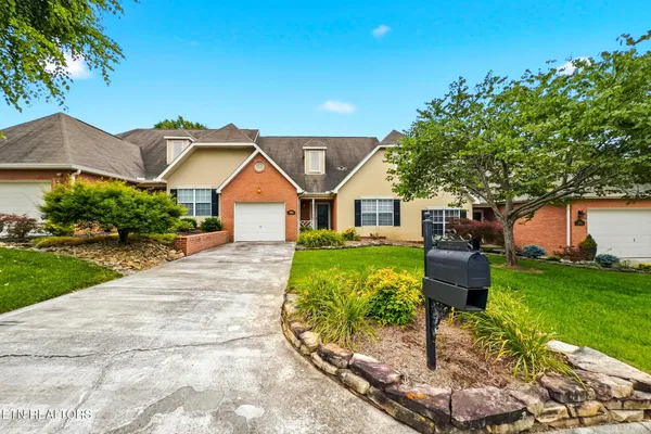 $335,000 | 2605 Knob Creek Lane, Knoxville, TN 37912