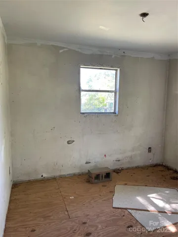 a view of a storage & utility room