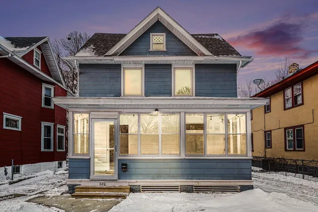 $300,000 | 849 Iglehart Avenue, St. Paul, MN 55104
