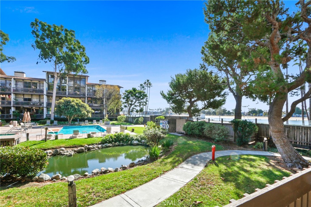 5116 Marina Pacifica Dr South  